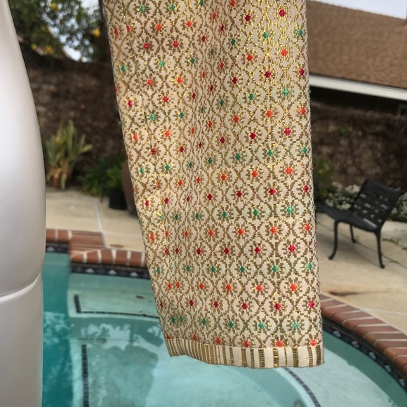 COPY - Vintage Gold Blazer SzM - Picture 5 of 7